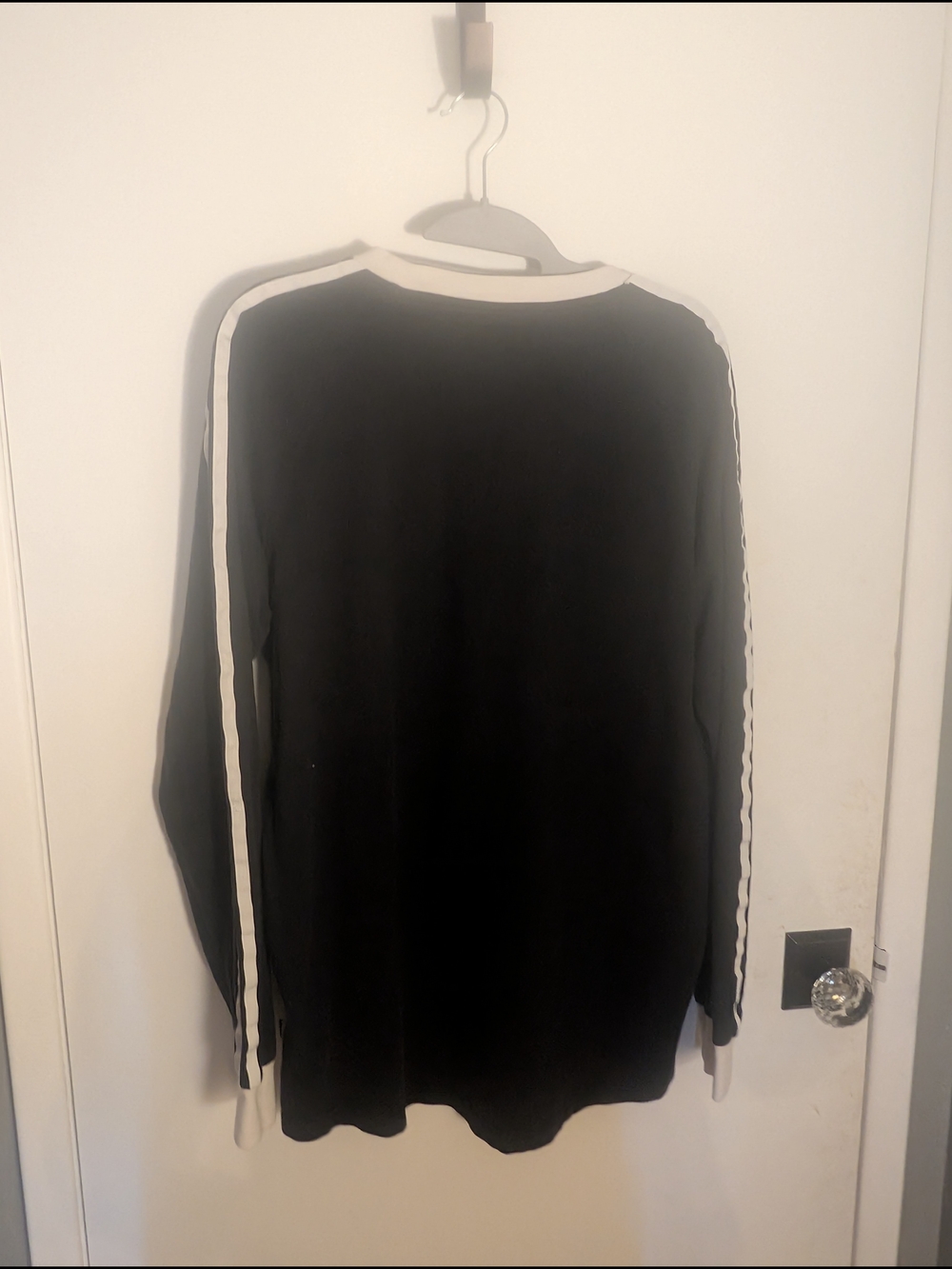 Adidas Originals Men's Large 3-Stripes Long Sleeve California Tee Black DU8394 - Picture 6 of 7